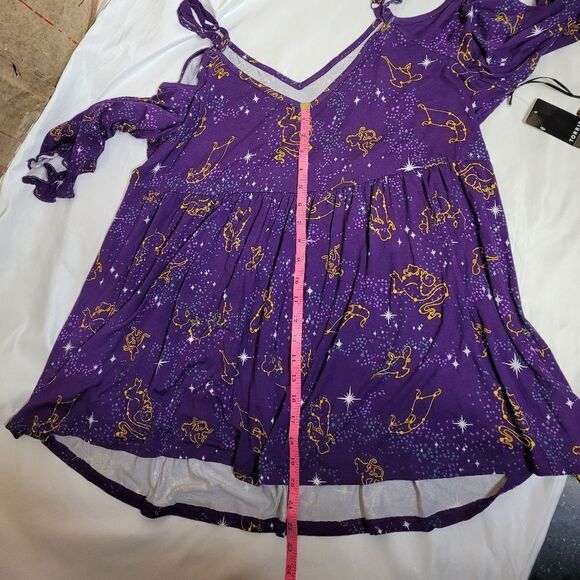 NEW Torrid purple Aladdin galaxy constellation cold shoulder cut‎ out top 2X - Picture 11 of 12